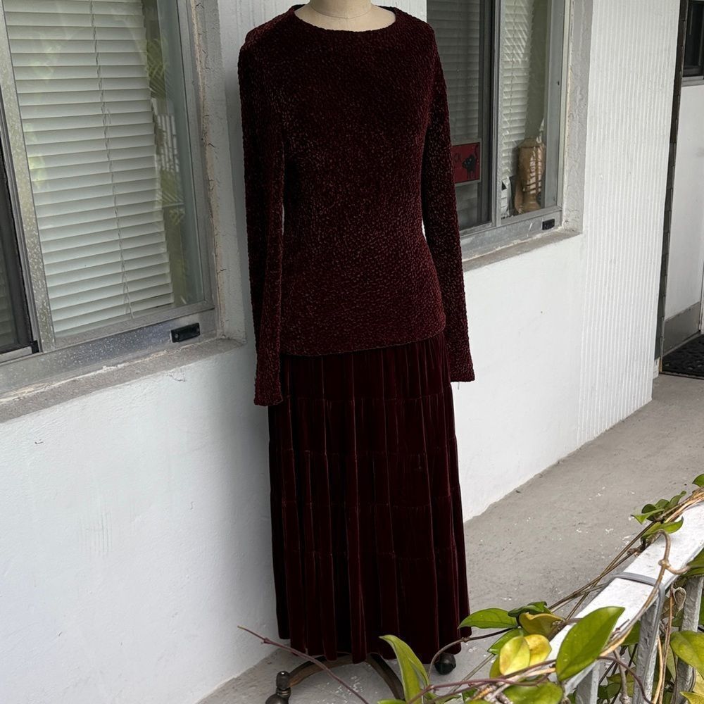 Selwyn/Peck vintage velvet midi skirt set